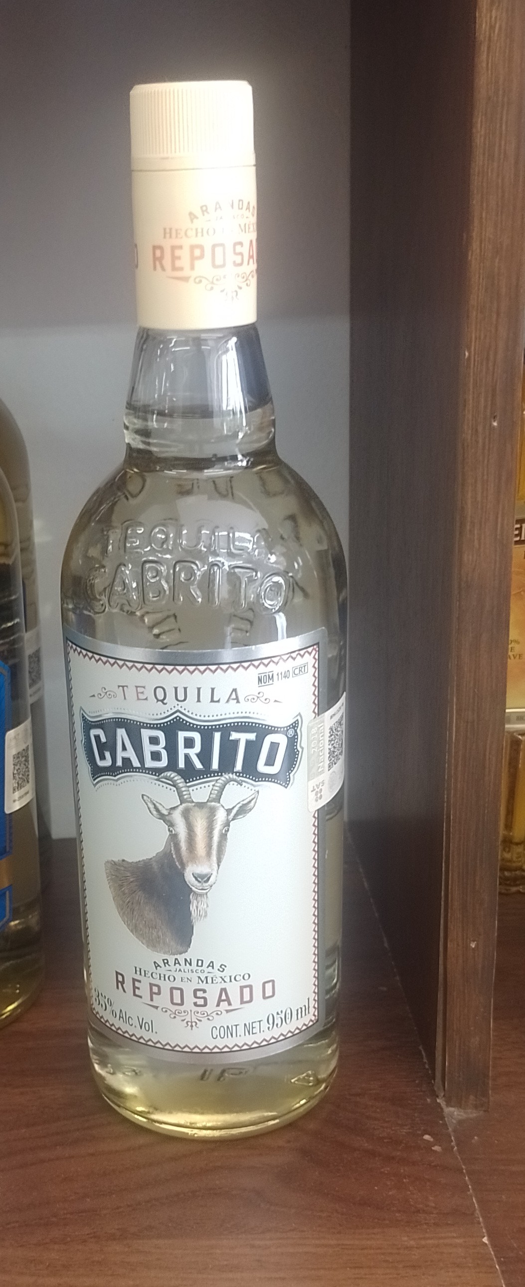 Cabrito reposado 950ml - Producto de Vinos y Licores en Super La Bodeguita